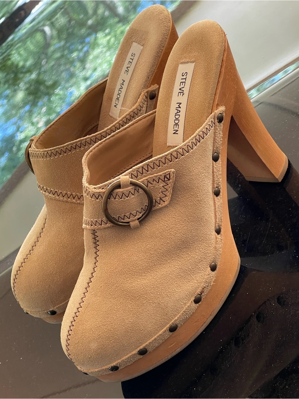 ✨ Y2K Steve Madden Vintage Chunky Suede Platform Clogs – Size 8 ✨